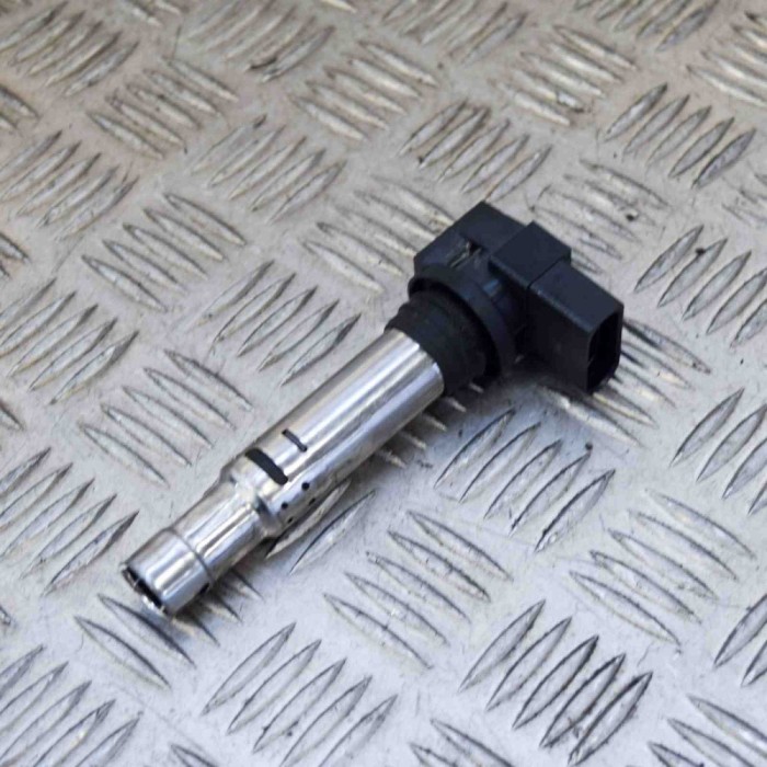 Bobina de inducție de &icirc;naltă tensiune VW PASSAT B6 3C2 2008 OEM: 036905715G 1451167