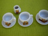 Cescute din portelan, miniaturi de bucatarie pentru copii