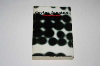 Doctor Faustus - Thomas Mann foto