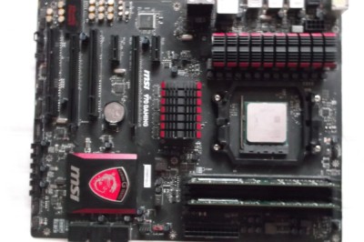 Placa de baza MSI 970 GAMING socket AM 3+ foto
