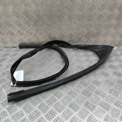 Garnitura ușă dreapta față JAGUAR I-PACE X590 2020 OEM: J9D3-21596-A foto