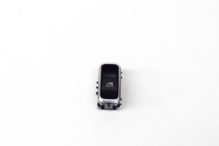 Buton geam ușă dreapta față MERCEDES-BENZ B-CLASS Sports Tourer W247 2019 OEM: A1679050201 20215717