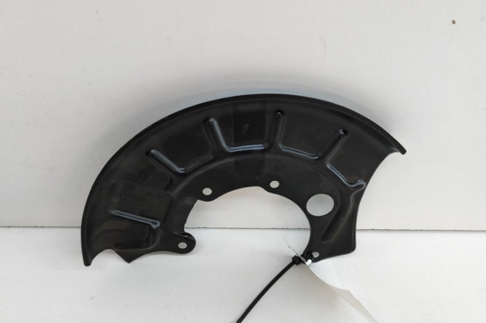 Protecție disc de fr&acirc;nă st&acirc;nga față VW GOLF II 19E, 1G1 1985 OEM: 191615311A 24258263