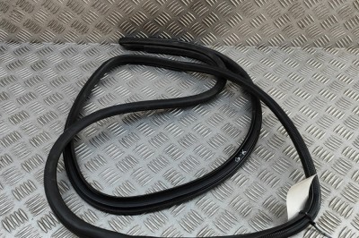 Garnitura ușă st&amp;acirc;nga spate TOYOTA RAV 4 V A5, H5 2019 OEM: 62332-42090 | 31985379 foto