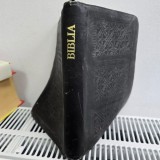 Biblia sau Sf&acirc;nta Scriptură a vechiului si noului testament cu trimiteri 1999