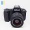 Nikon F90X cu obiectiv Sigma Zoom 28-80mm f/3.5-5.6 Macro