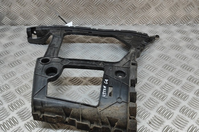 Suport bara de protecție dreapta spate AUDI Q7 4M 2015 OEM: 4M0807454 28482315