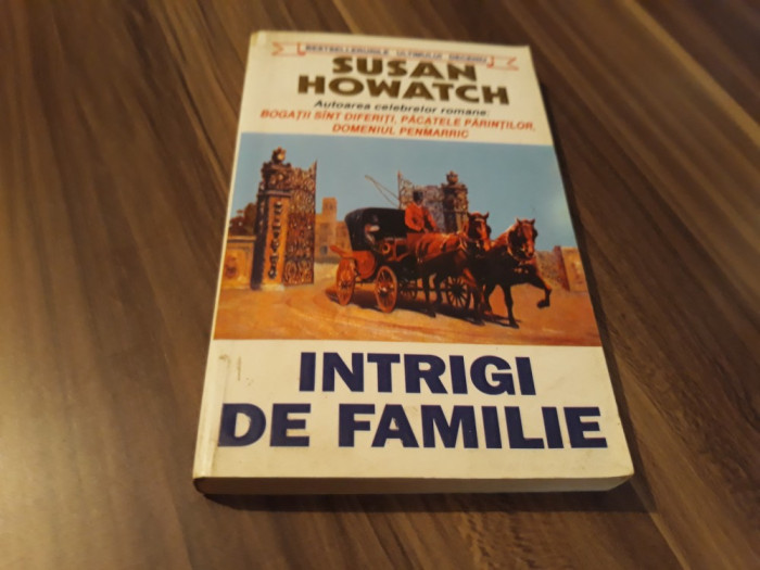 SUSAN HOWATCH-INTRIGI DE FAMILIE