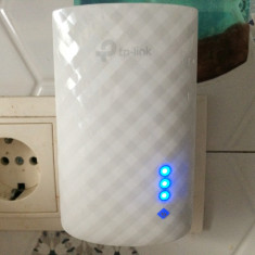 TP-LINK AC750 WIFI REPEATER RANGE EXTENDER MODEL RE190 FUNCTIONAL.CITITI ANUNT!