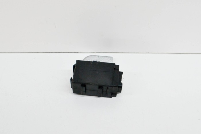 Unitate de control Gateway NISSAN QASHQAI II J11, J11_ 2017 OEM: 284T1-6FL0B,F005V02138 | 14540155
