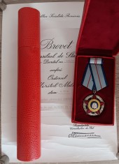 CC7 17 - Ordinul Meritul militar clasa a II-a RSR - setul complet + bonus