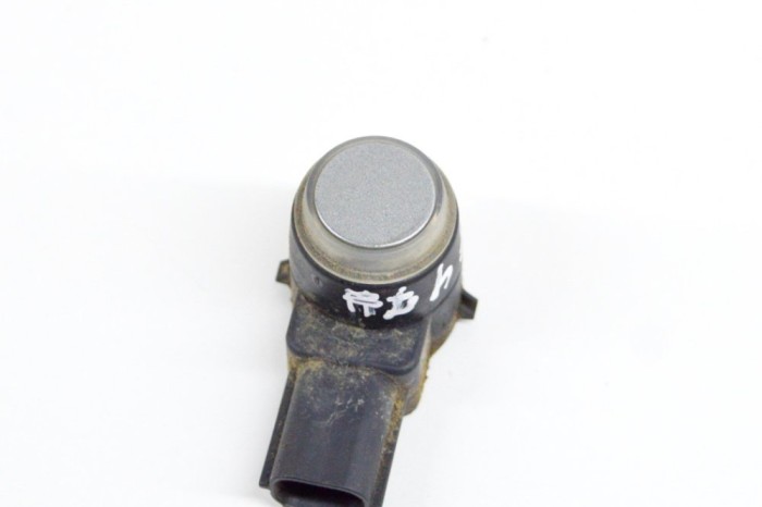 Senzor de parcare spate OPEL INSIGNIA A G09 2013 OEM: 13300715,0263013002 17559593