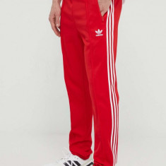 adidas Originals pantaloni de trening Adicolor Classics Beckenbauer culoarea roșu, cu imprimeu, IM4547