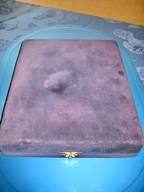 9760-Cutie placaj cu plus gros interior locas Stema mare sau heraldica.
