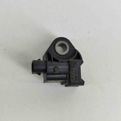 Senzor de impact dreapta față AUDI E-TRON GT 2022 OEM: 4N0959651E | 23545150 foto
