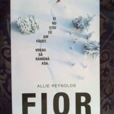 n7 Fior. Vinovat sau nevinovat? - Allie Reynolds (carte noua)