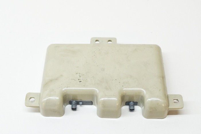Amplificator de antena BMW 6 E63 2007 OEM: 6957348 13505898