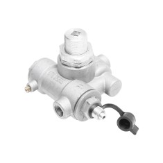 Pompa de refulare cu regulator de presiune pentru tractor UTB U-650
