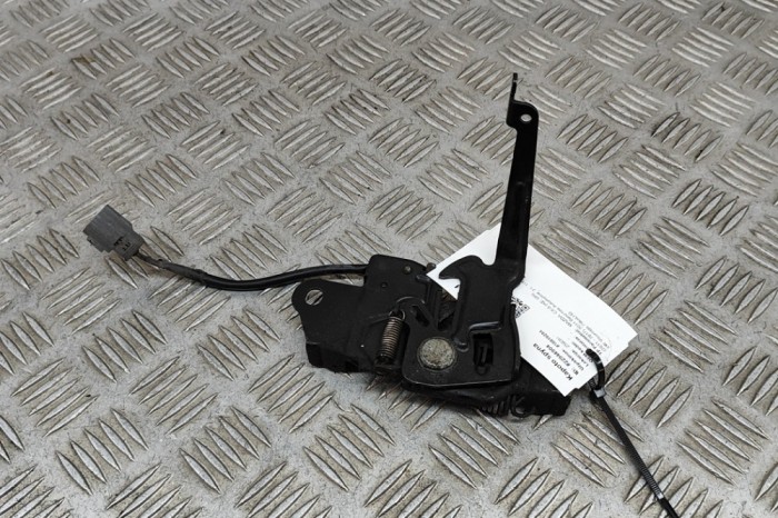 &Icirc;ncuietoare capota MAZDA CX-5 KE, GH 2011 OEM: KD53-56-620C | 22944904