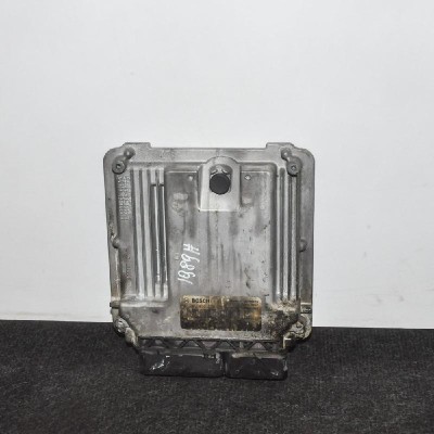 Unitate de control motor BMW 3 F30, F80 2013 OEM: 85743720281019862 2664622 foto