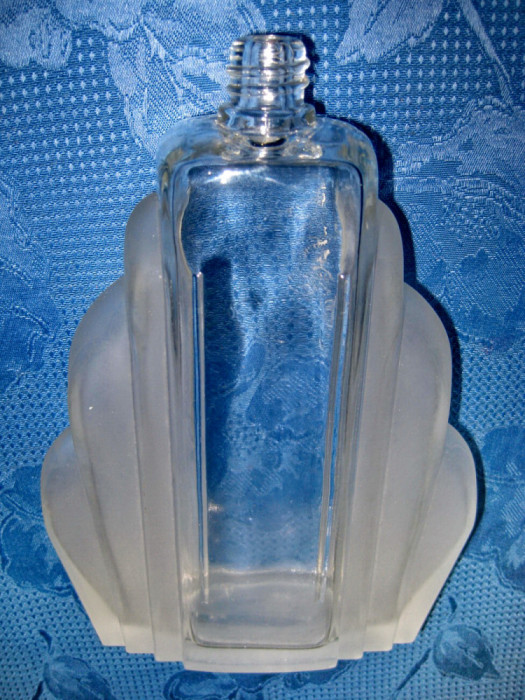 7184-I-Sticla Parfum Art Deco 1930 stare foarte buna lipsa dop.