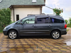 Volkswagen Sharan 1.9 TDI 4 MOTION 4x4, 6 viteze, EURO 4, an 2007 foto