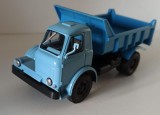 Macheta MAZ 510B 1962 camion bena basculanta - MCG 1/43, 1:43