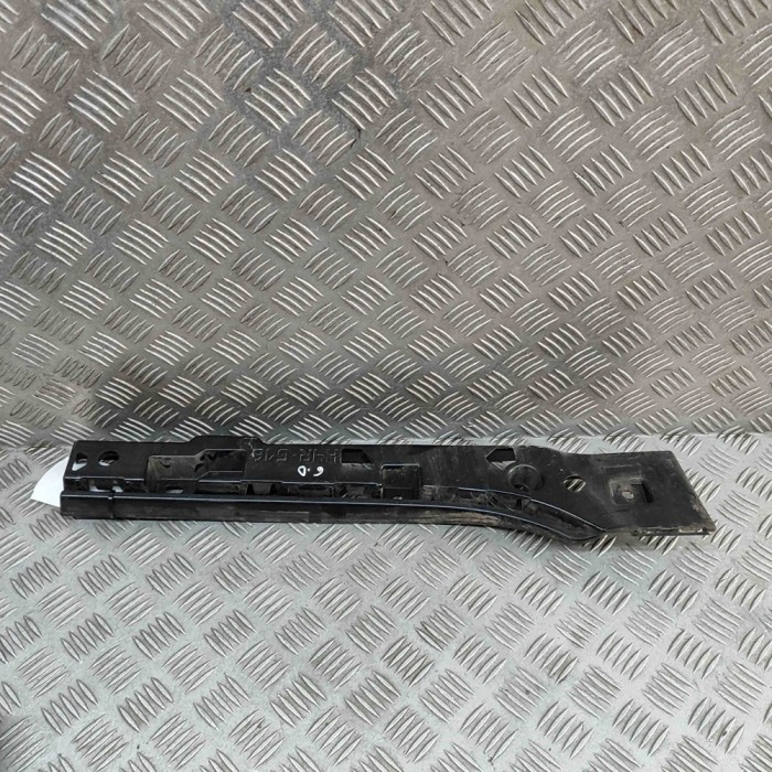 Suport prag lateral dreapta spate BMW 8 Gran Coupe G16, F93 2021 OEM: 7497730 31425981