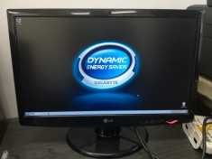 Monitor LCD LG W2243S-PF, wide, 22 inch 5 ms,Full HD. foto