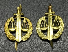 Rom&acirc;nia Semne de arma Justiție aurii noi