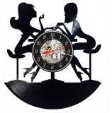 Ceas de perete decorativ realizat din disc de vinil, Model Manichiura Nail Bar, Siluete Elegante, Cadran Skeleton, Negru Premium, 30 cm