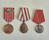 Lot de trei medalii din epoca comunista