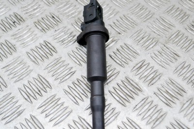 Bobina de inducție de &amp;icirc;naltă tensiune BMW 5 F10 2015 OEM: 7594937,0221504470 14831543 foto