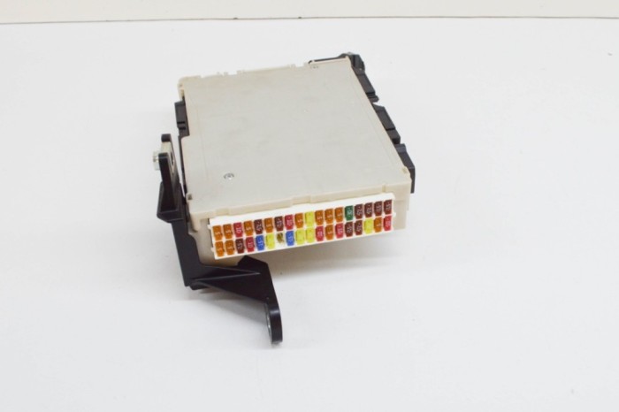Modul panou de siguranțe LEXUS RX _L2_ 2019 OEM: 82730-48750-A 20484820