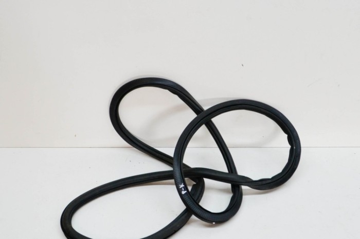 Garnitura ușă st&acirc;nga față VW ID.3 E11 2020 OEM: 10A867911 | 14871392