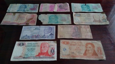 10 bancnote rupte, uzate, cu defecte (cele din imagine) #33 foto