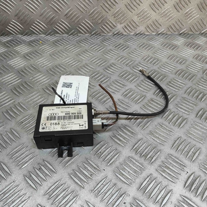 Alt modul de control AUDI A8 D2 4D2, 4D8 1997 OEM: 4D0909509 29950705