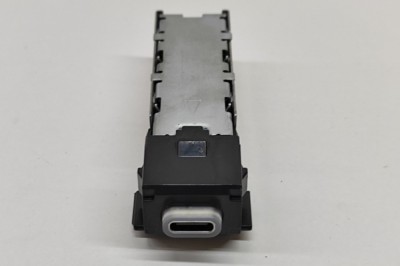 USB TOYOTA C-HR _X2_, _H2_ 2024 OEM: 85532-48030 | 28327365 foto