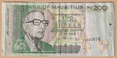 (2) BANCNOTA MAURITIUS - 200 RUPEES 2007, PORTRET SIR ABDOOL RAZACK MOHAMED foto