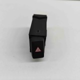Buton de avarie LEXUS UX _AA1_, _AH1_, _MA1_ 2019 OEM: 84332-76050 23169638