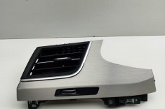 Gura de ventilație planșa de bord AUDI Q7 4M 2017 OEM: 4M1820901 30323954