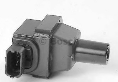 Bobina inductie MERCEDES E-CLASS Combi (S210) (1996 - 2003) BOSCH 0 221 504 001 foto