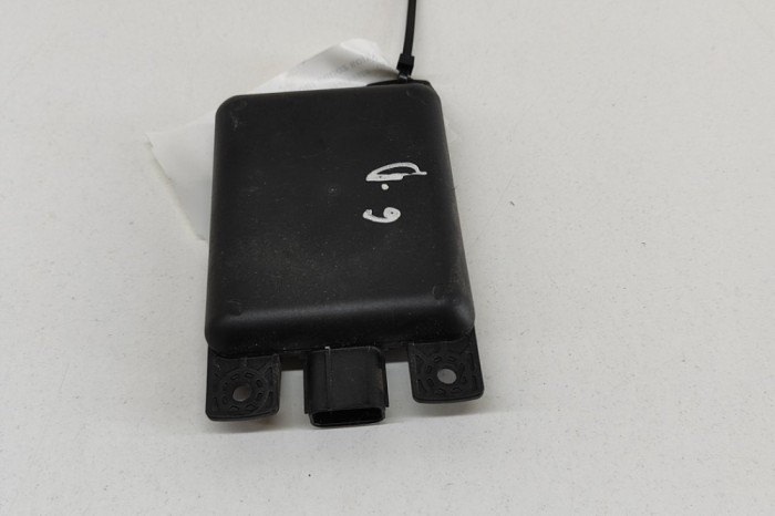 Modul de control unghi mort SUZUKI SX4 S-Cross JYB 2023 OEM: 3F500-63T01,6PZ015670-10,6PZ015670,10R-058333 26665142