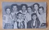 costume traditionale, populare - grup de fete, fotografie veche, datata, anul 1937 - costum popular