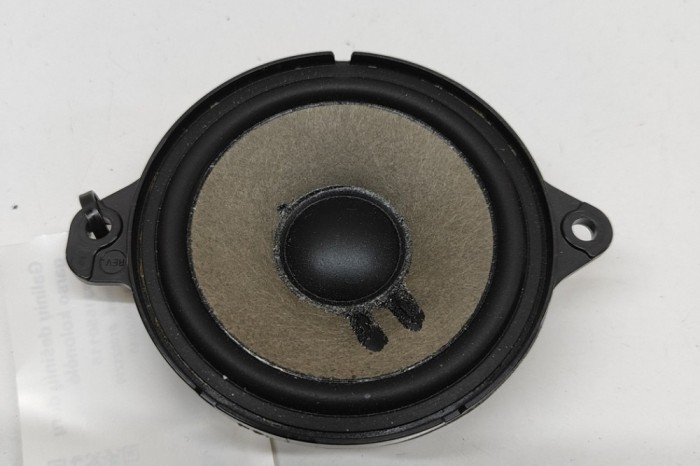 Difuzor ușă dreapta spate AUDI A4 Avant 8W2, B9 2023 OEM: 8W0035454A | 31650115