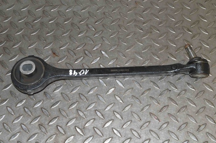 Braț curbat dreapta față CHRYSLER 300 C LX 2007 OEM: Sedan | 13814760
