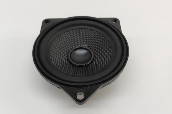 Difuzor ușă dreapta față BMW 7 F01, F02 2011 OEM: 9133410 | 28441612