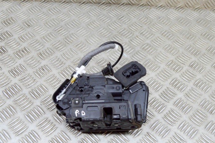 SKODA KAMIQ 2020 OEM: 5TB837016C,654837085 SKU: 16880981