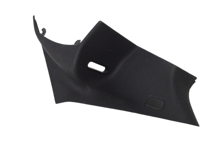 Ornament st&acirc;lp dreapta MERCEDES-BENZ CLA Coupe C117 2017 OEM: A1176906000 17662628