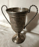 Cupa argintata prevazuta cu doua anse rasucite, Pocal